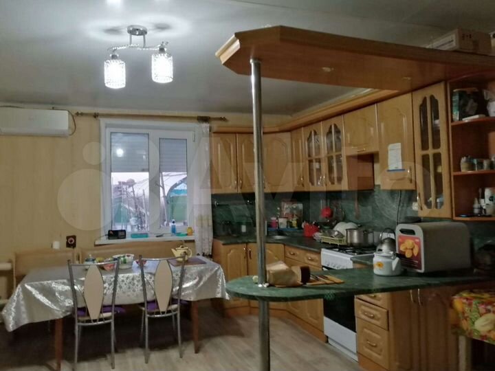 Дом 100 м² на участке 10 сот.