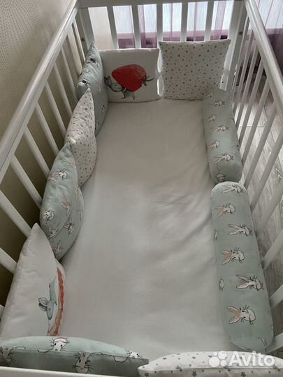 Бортики в кроватку