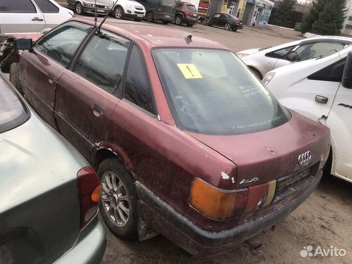 Запчасти на Audi 80 b3