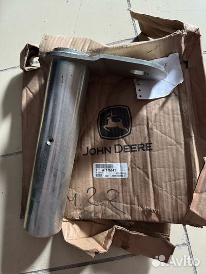 Палец штифт john deere t212948, t476841