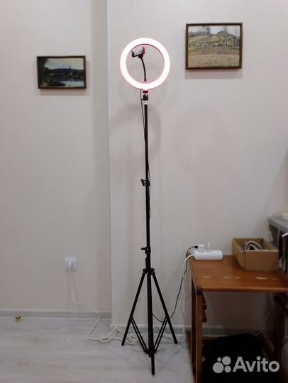 Кольцевая лампа со штативом бу