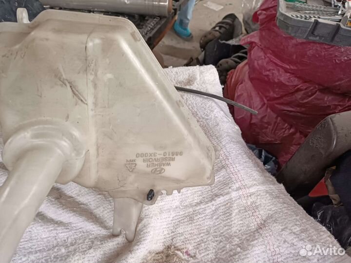 Бачок омывателя Hyundai Elantra MD