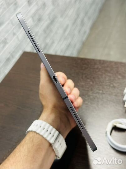 Отличный iPad Pro 11 2020“