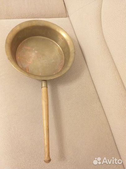 Медный таз с ручкой