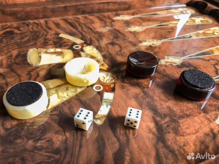 Нарды янтарные охотничьи