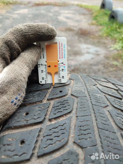 Michelin X-Ice North 205/65 R15 94T