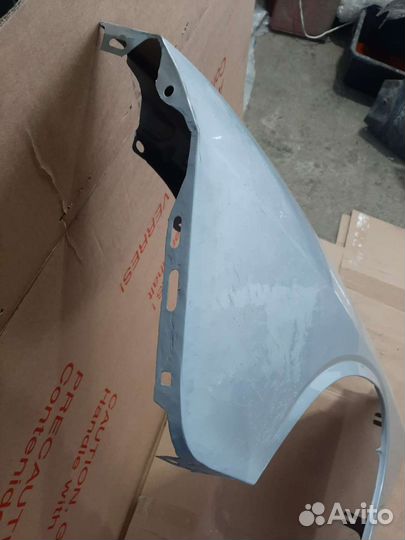 Крыло переднее левое Dodge Challenger 3 С 2008