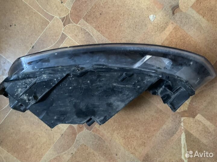 Фары на volkswagen polo 2013 г