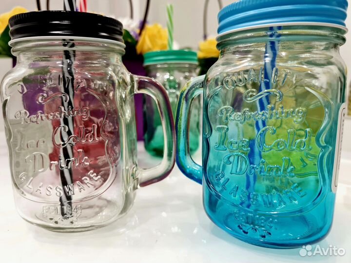 Банка кружка стеклянная с крышкой ручкой трубочкой