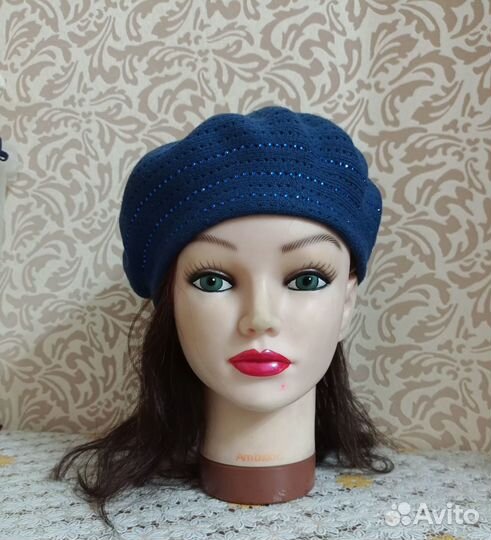 Берёт женский