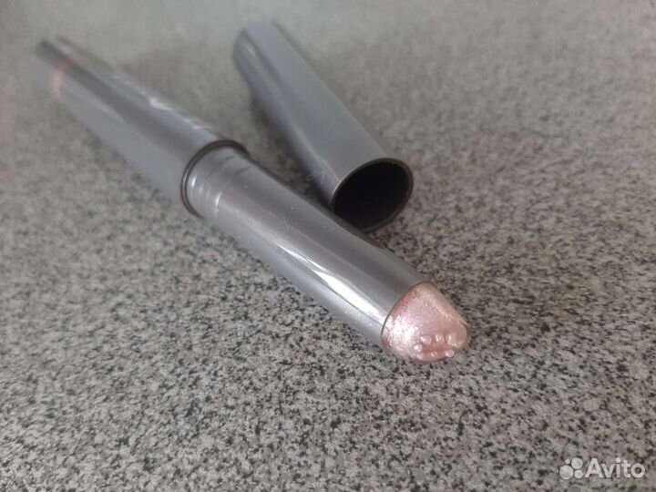 Блеск для губ Foet Lip Gloss