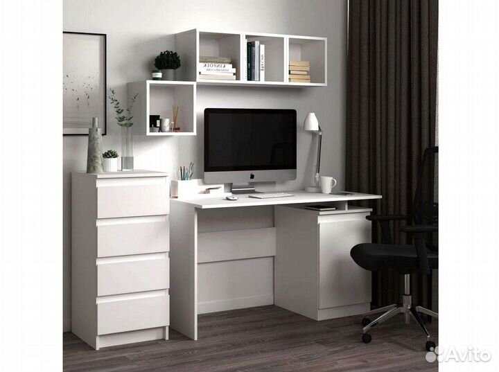 Рабочая зона у окна в рассрочку