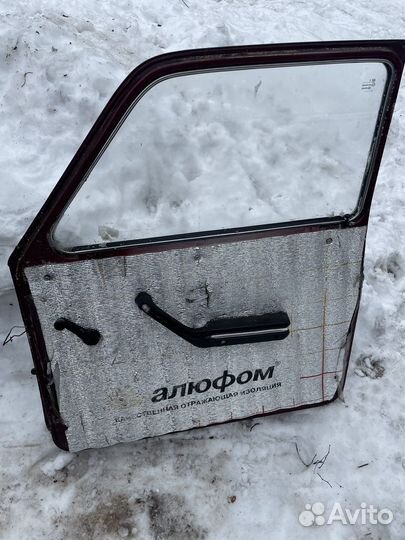 Дверь правая Нива 3 двери