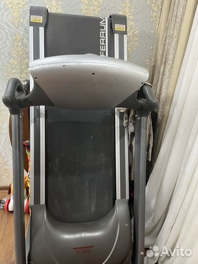 Беговая дорожка ferrum