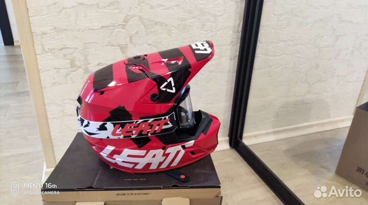 Кроссовый шлем