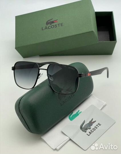 Солнцезащитные очки Lacoste