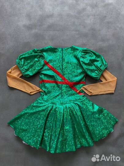 Платье для выступлений по фигурному катанию