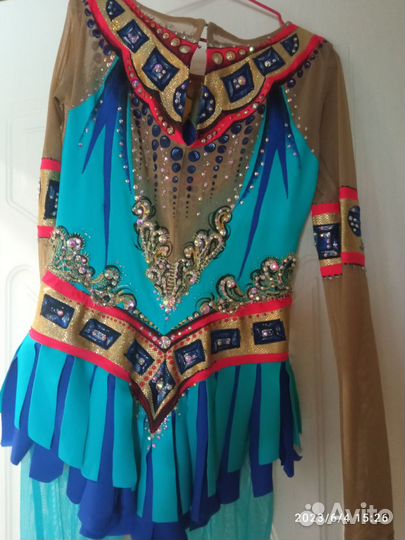 Платье(костюм)для фигурного катания