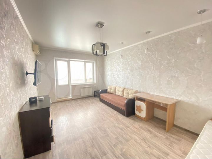 2-к. квартира, 60 м², 9/10 эт.