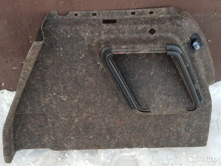 Обшивка багажника Opel Astra J хэтчбек A16XER 2014