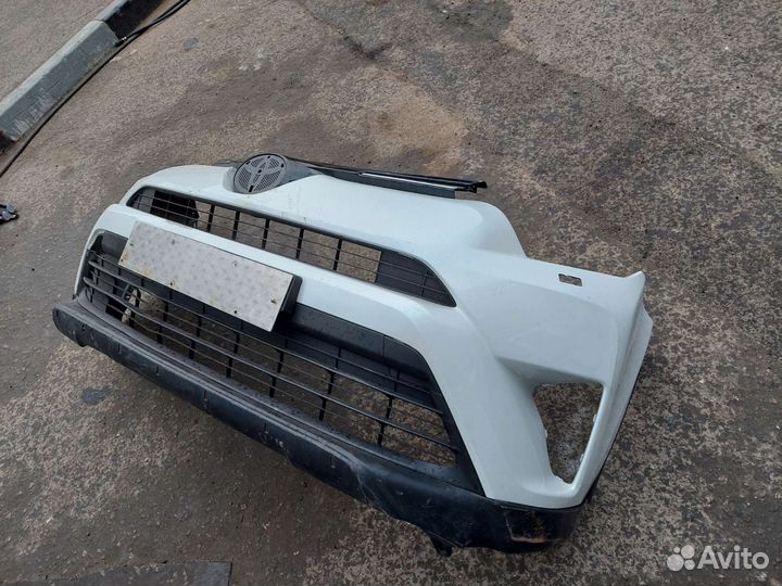 Бампер тойота рав4