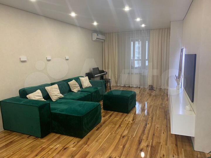 3-к. квартира, 85 м², 8/10 эт.