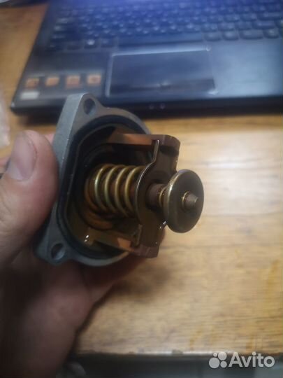 Термостат 1,4xer 1.6xer 1.8xer F14d4 f16d4 f18d4