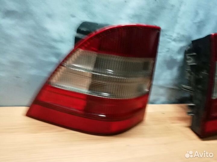 Задние фонари на Mercedes ML w 163