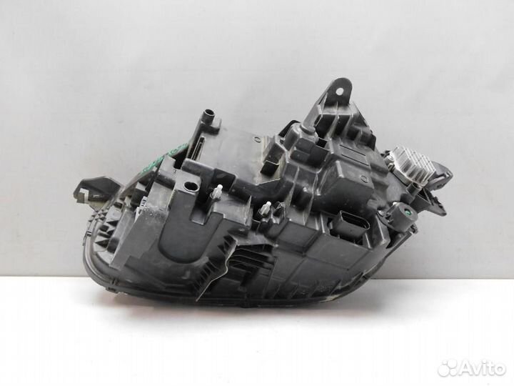 Фара правая Volvo XC90