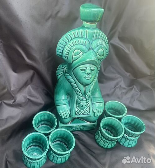 Сервиз. Штоф с рюмками Мексика