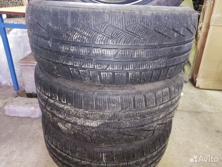 Pirelli Winter Sottozero 210 Serie II 235/50 R19