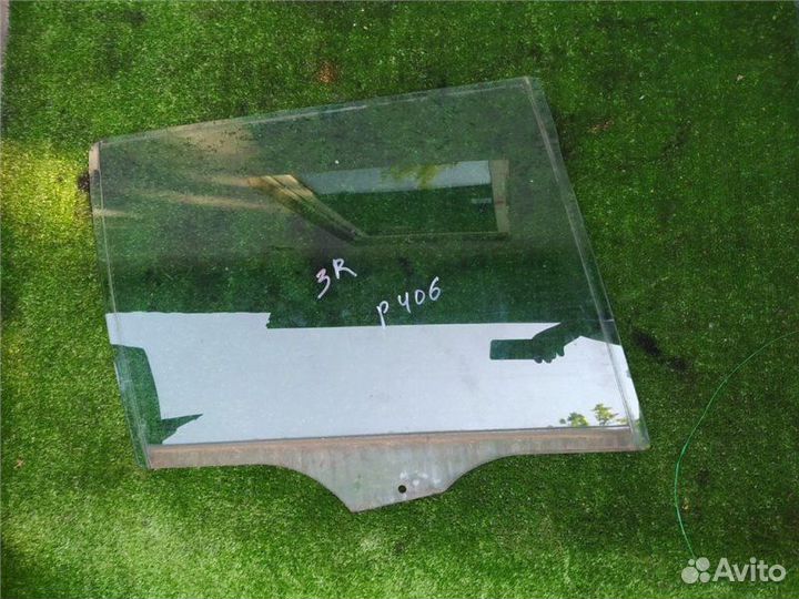 Стекло двери заднее правое Peugeot 406 2.0 2004