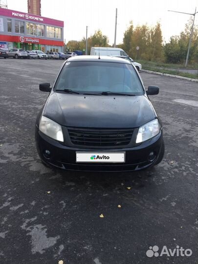 LADA Granta 1.6 AT, 2013, 194 702 км