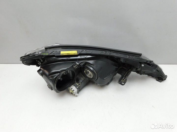 Фара левая Toyota RAV 4 2013-2019 81185-42570