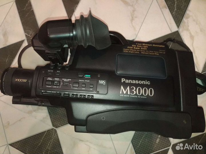 Видеокамера Panasonic M3000