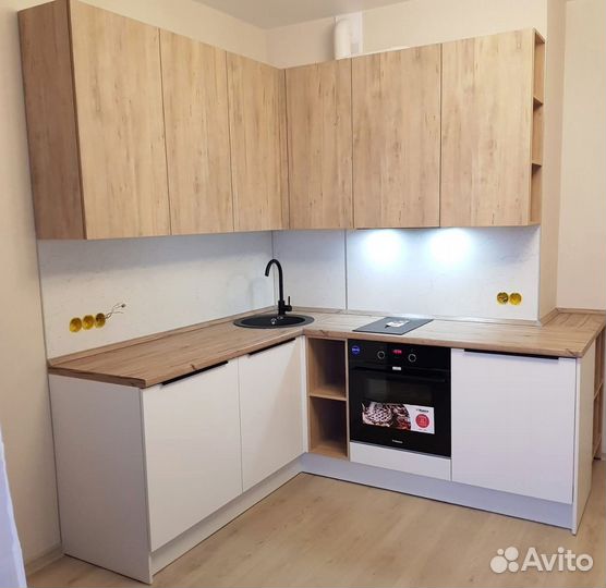 Кухня под потолок встраиваемая