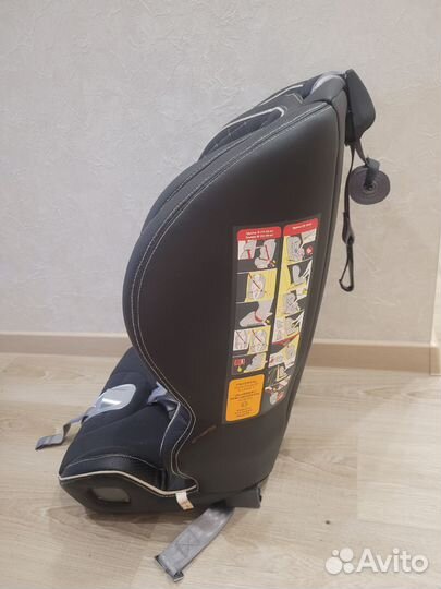 Автокресло от 9 кг до 36 Happy baby с isofix