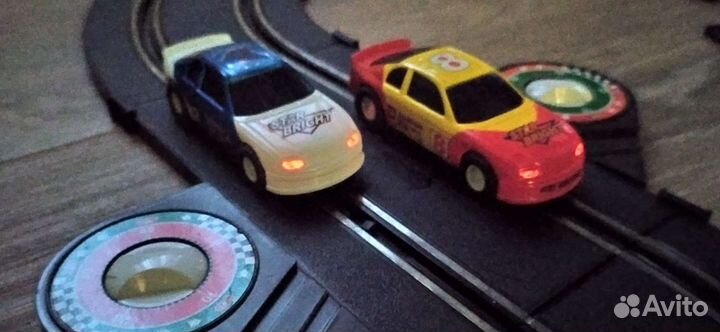 Детская автомобильная дорога (гоночный трек)