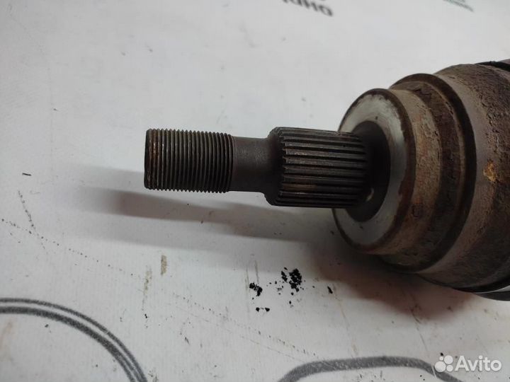 Привод передний левый w251 R-class 642.950 2006