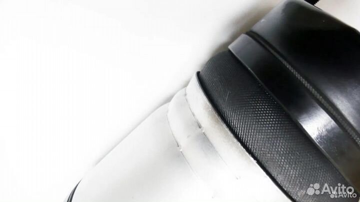 Передняя стойка Jeep Grand Cherokee WK2 левая