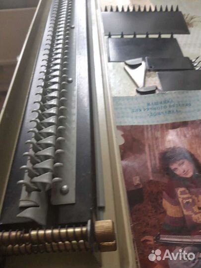 Машинка для ручного вязания