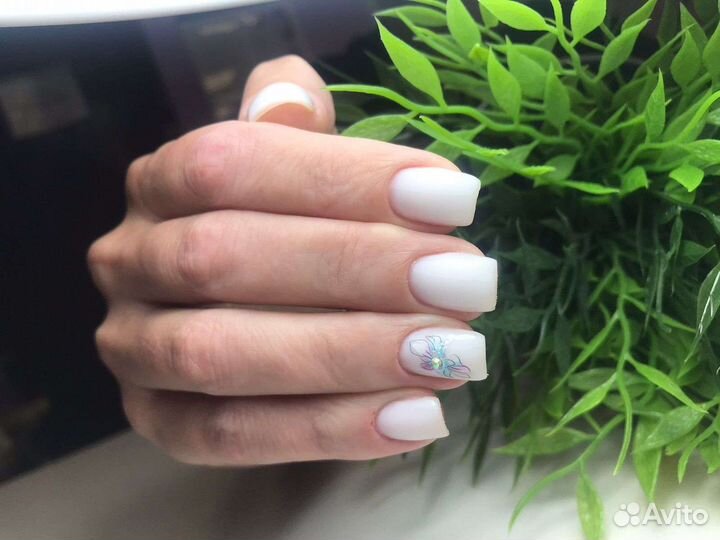 Маникюр на дому