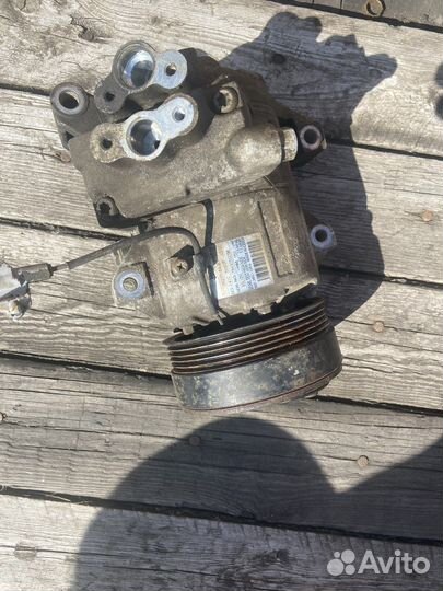 Компрессор кордиционера Suzuki Grand Vitara II