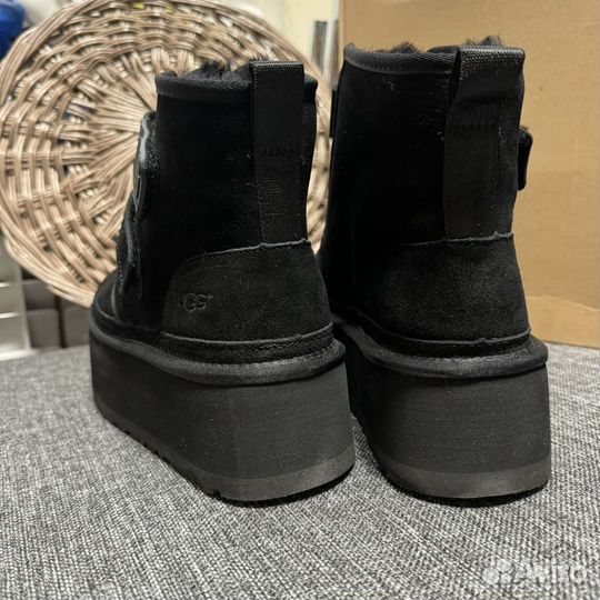 Ugg женские на платформе натуральные