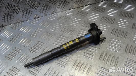 Форсунка дизельная audi A4 B8 (7NI08AL03)
