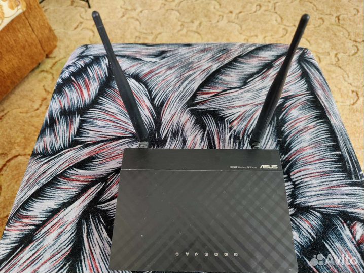 Продам Wi-Fi роутер asus RT-N12 VP B1