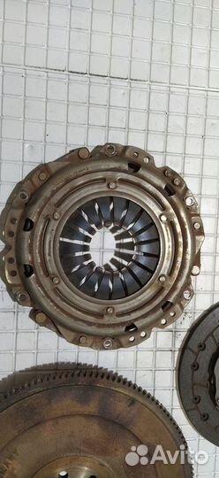 Сцепление в сборе Opel Astra H 1.8