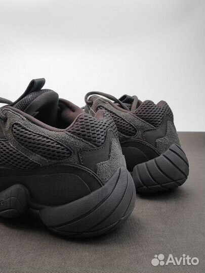 Adidas Yeezy 500 Utility black