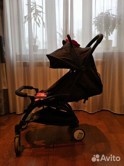 Прогулочная коляска yoyo