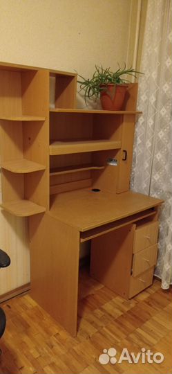 Компьютерный стол, письменный стол